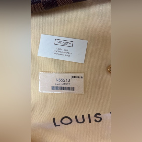 Authentic Louis Vuitton Eva Damier Ebene clutch. Like New Condition! - Picture 2 of 9